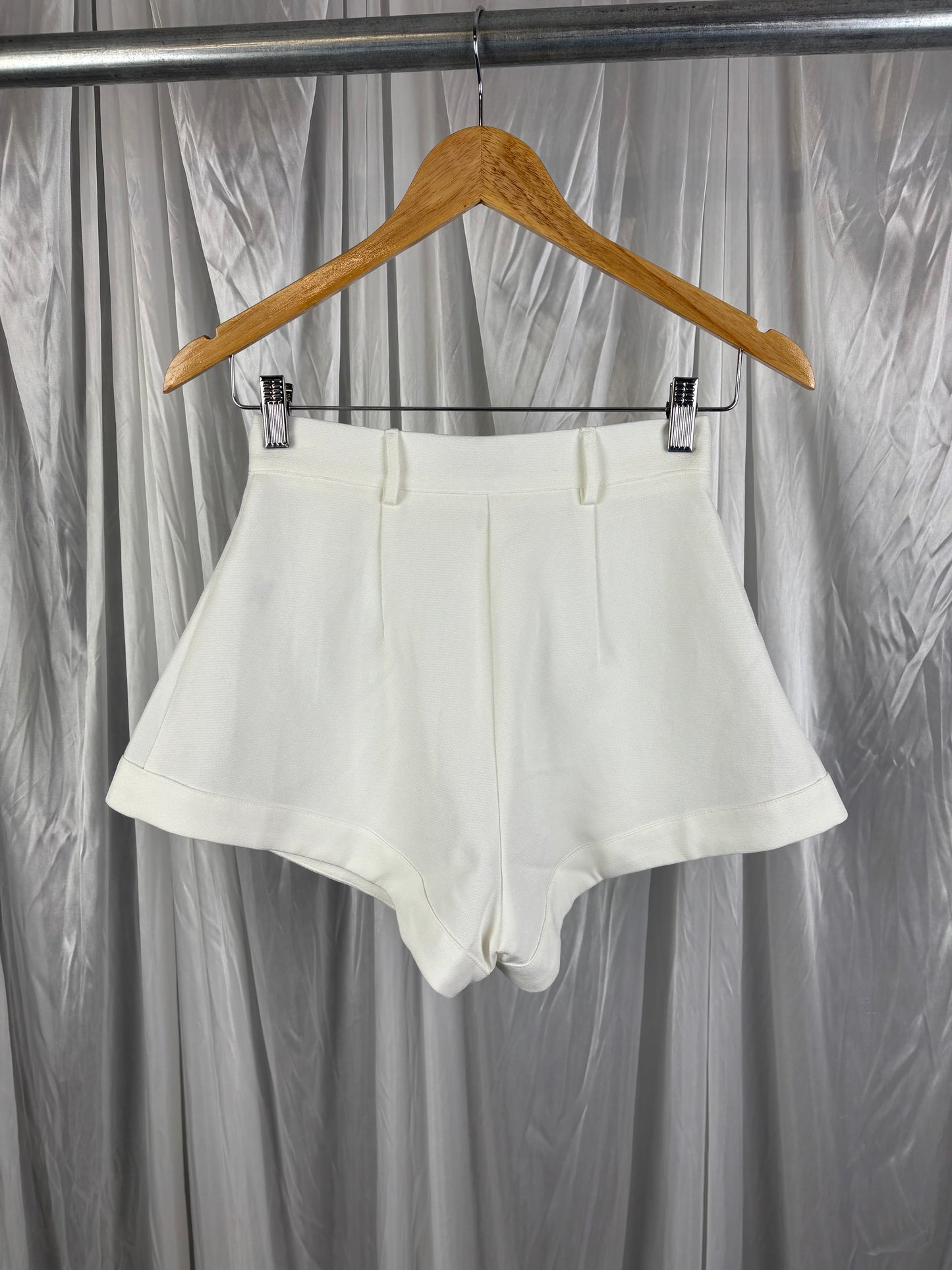 White Fox White Shorts - XS