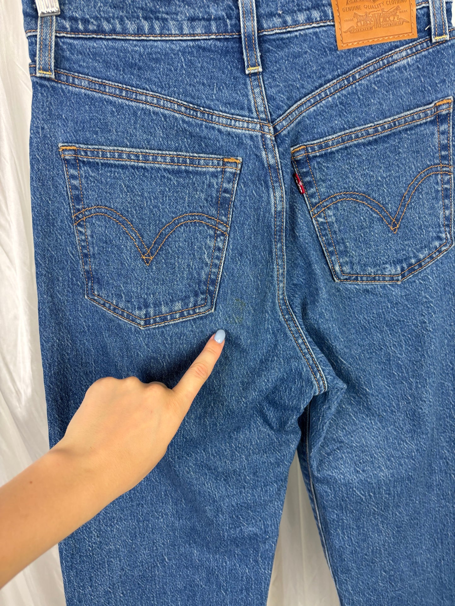 Levi’s Ribcage Straight Ankle Jeans - 26