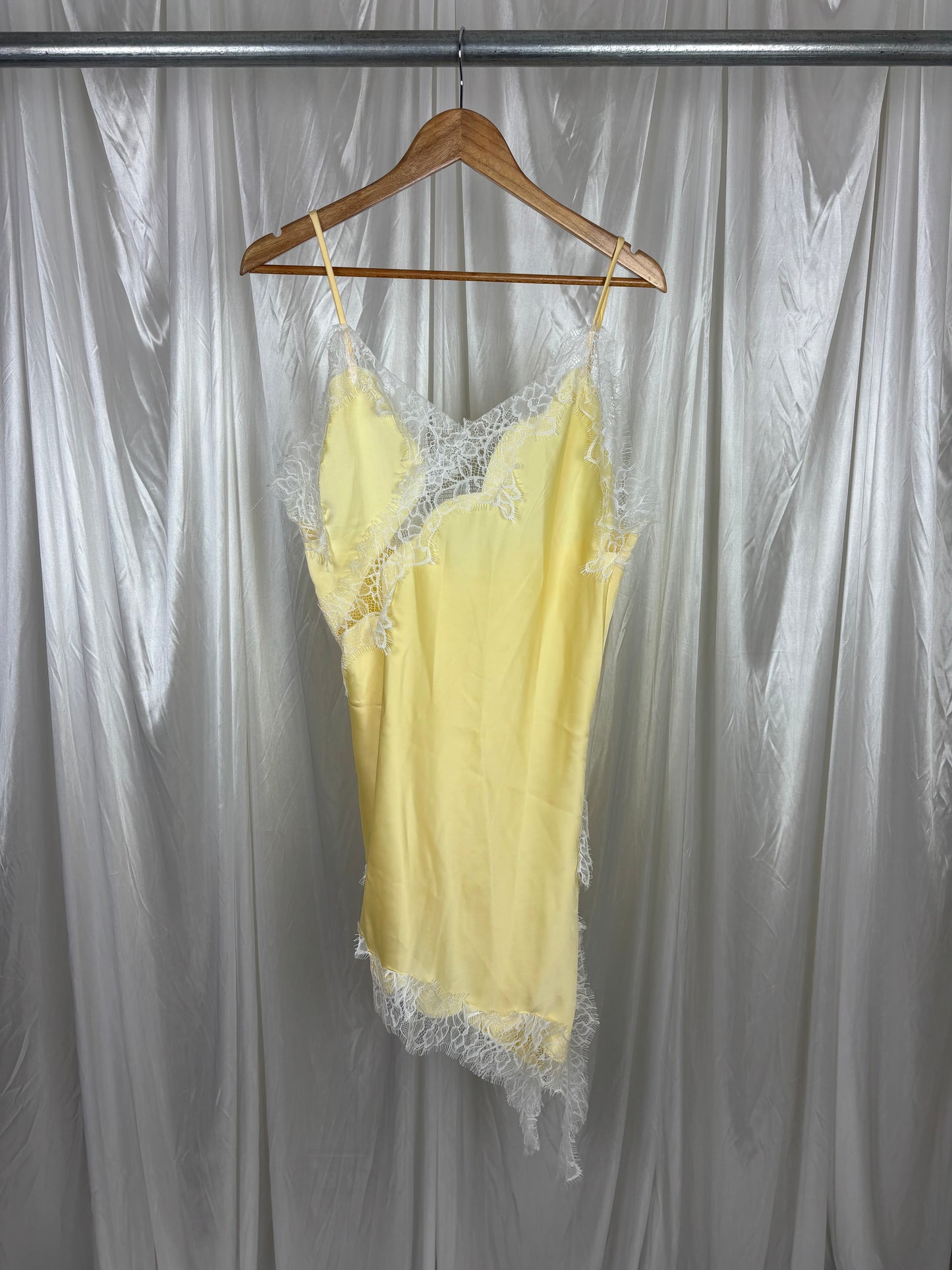 No Brand Yellow Satin Dress - L