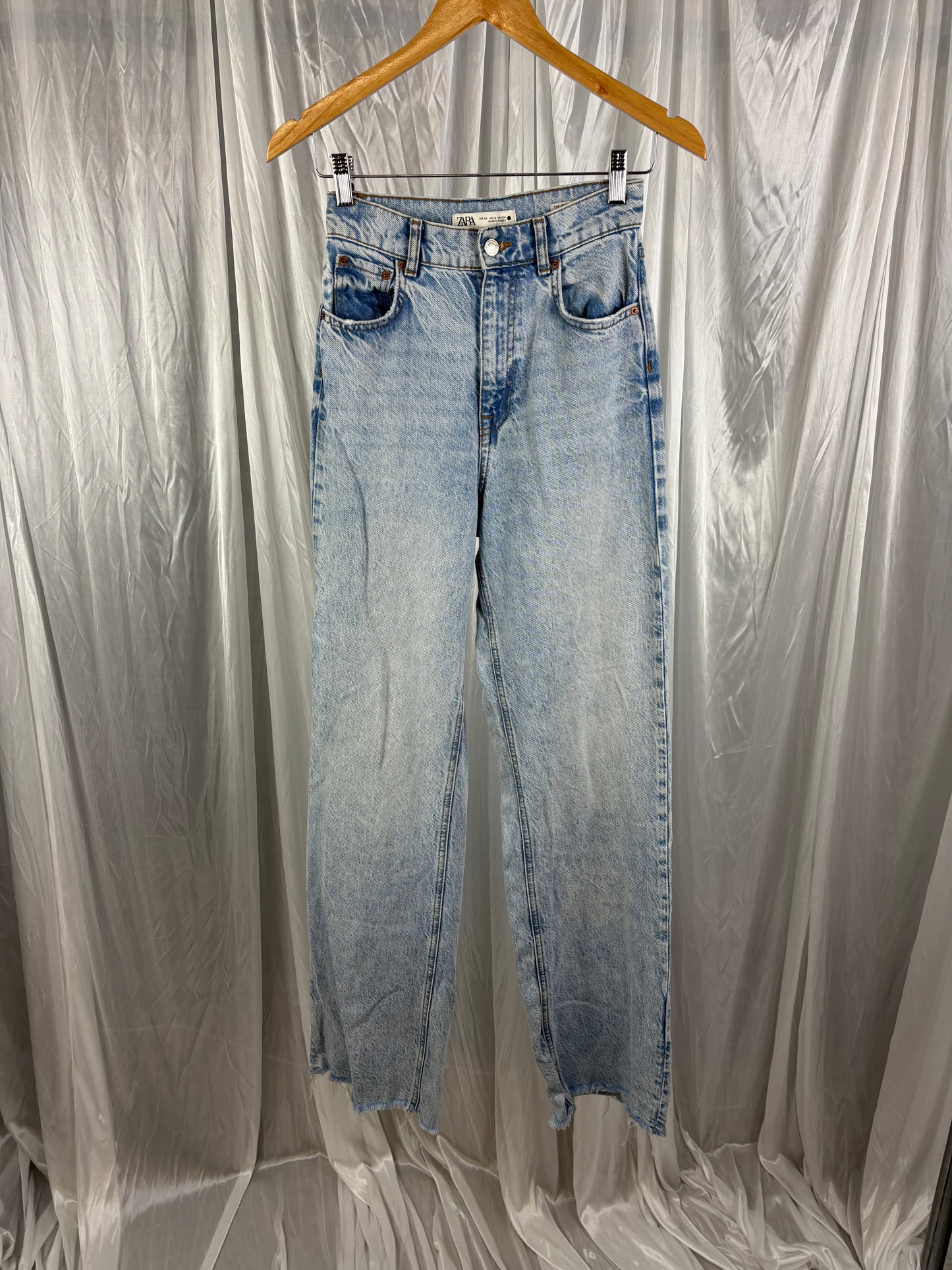 Zara Light Blue Denim Jeans - 34