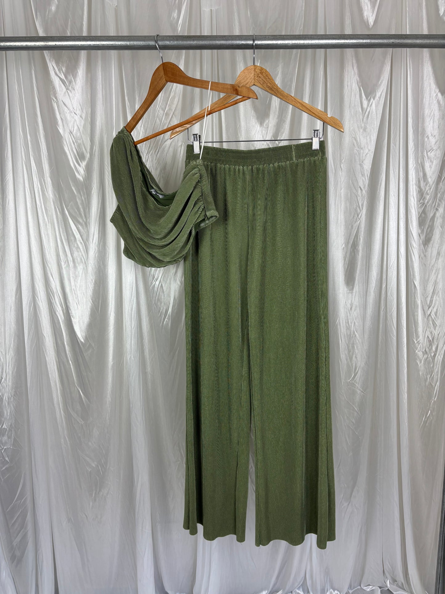 Beginning Boutique Green Set - 10/12
