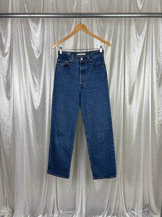 Levi’s Ribcage Straight Ankle Jeans - 26
