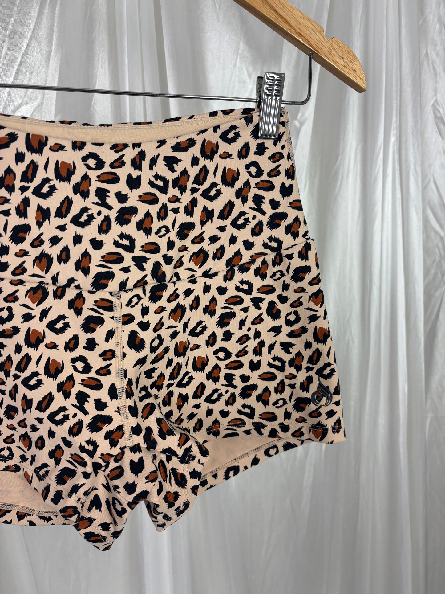 Ryderwear Adapt High Waisted Shorts - S