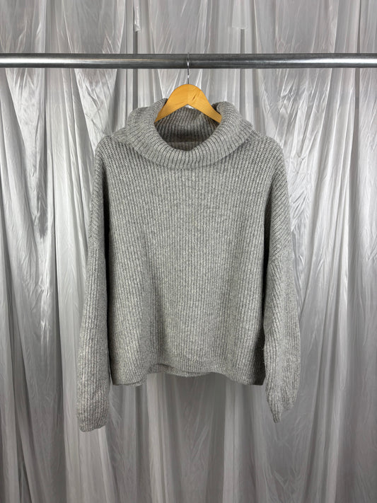 H&M Turtle Neck Knit - S