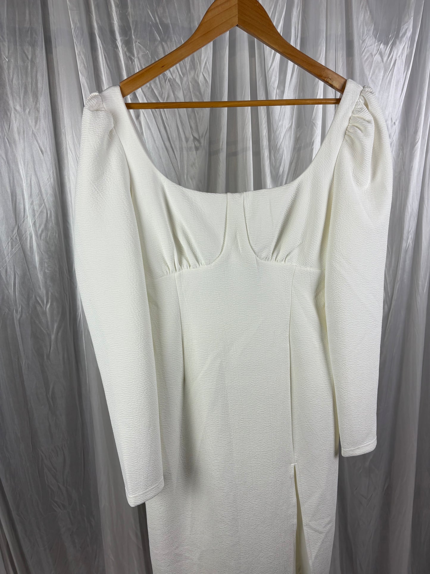 BWLDR White Long Sleeve Dress - 14