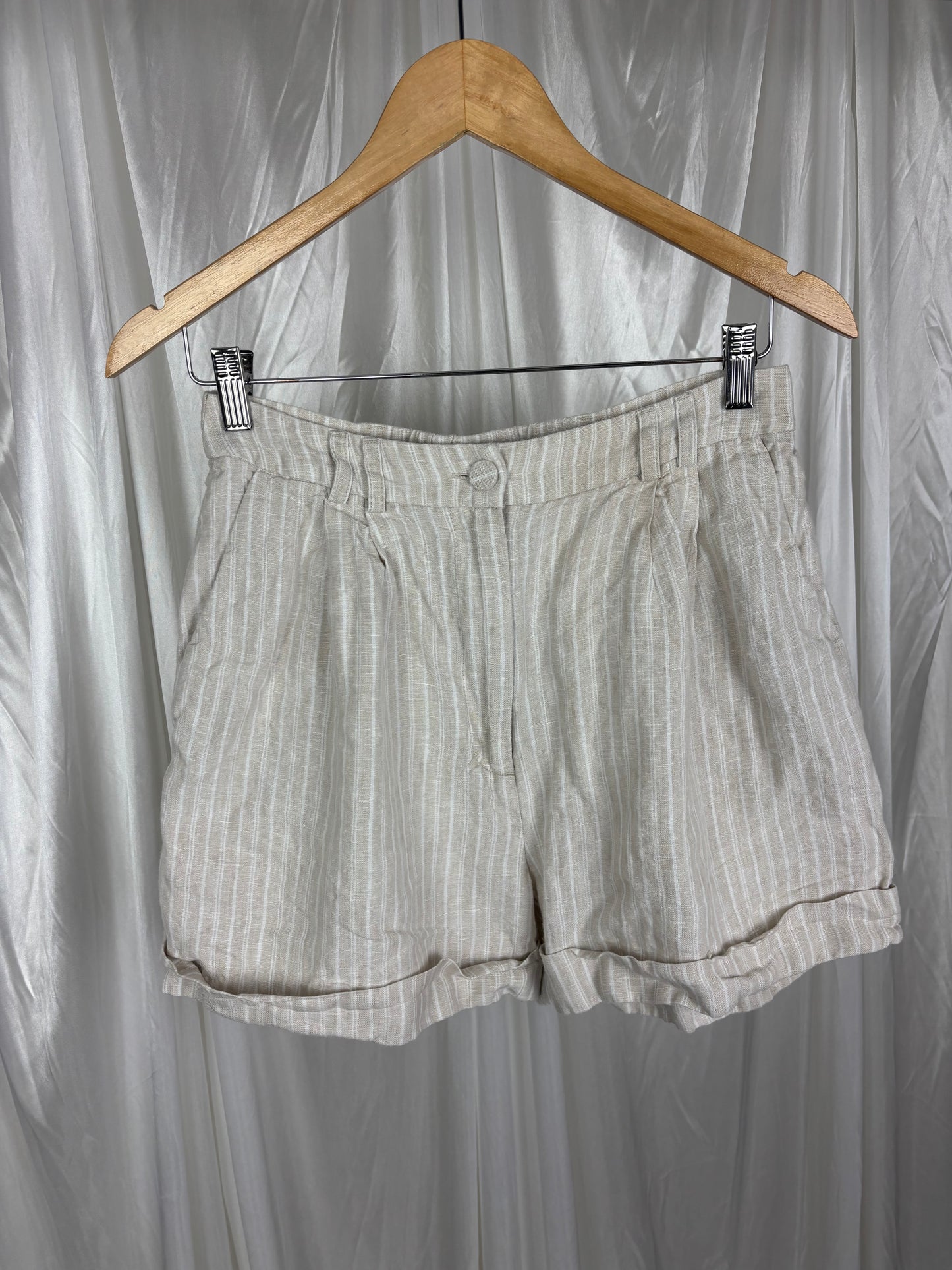 Country Road Striped Linen Shorts - 8