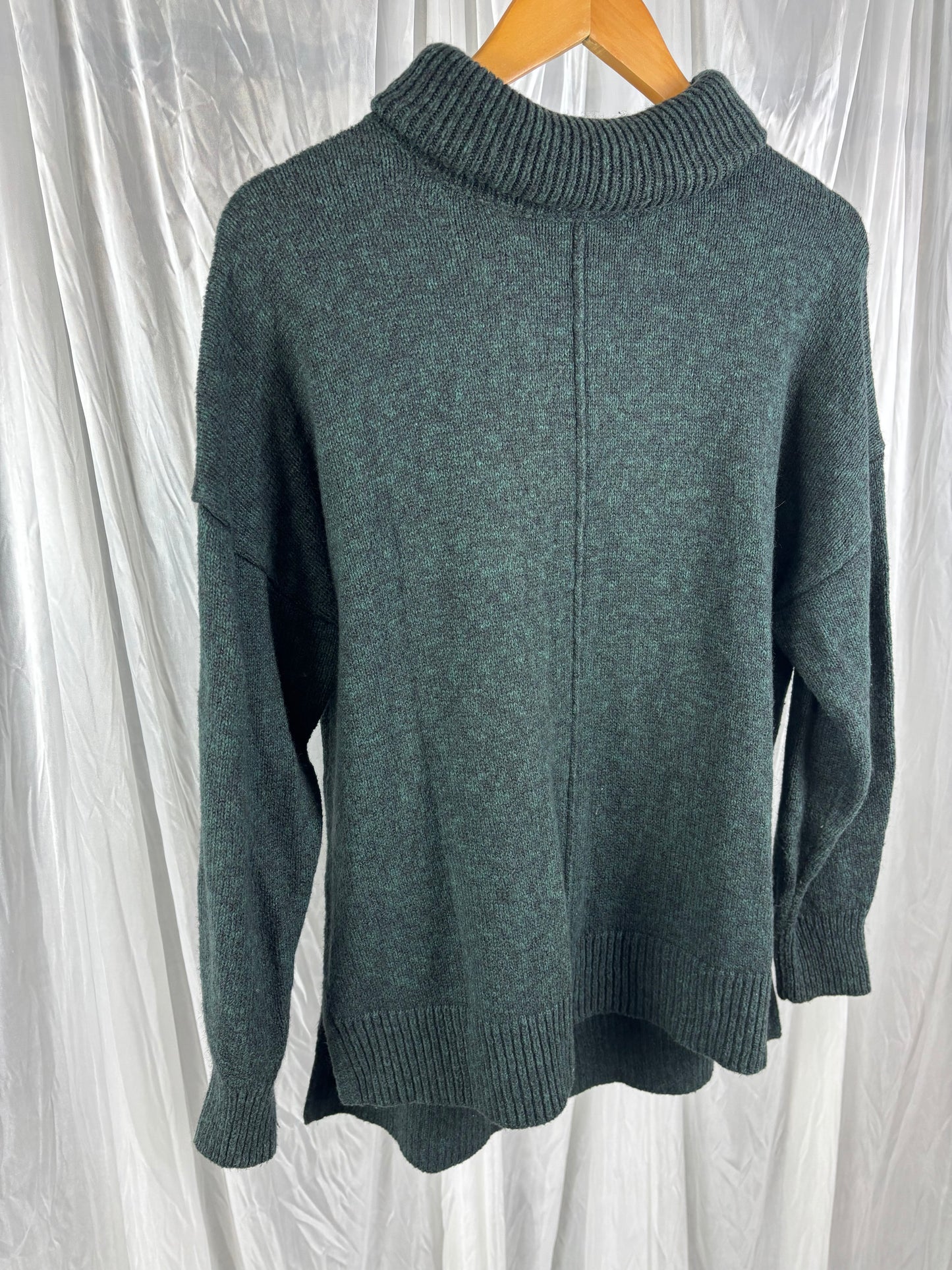 Decjuba Turtle Neck Jumper - M