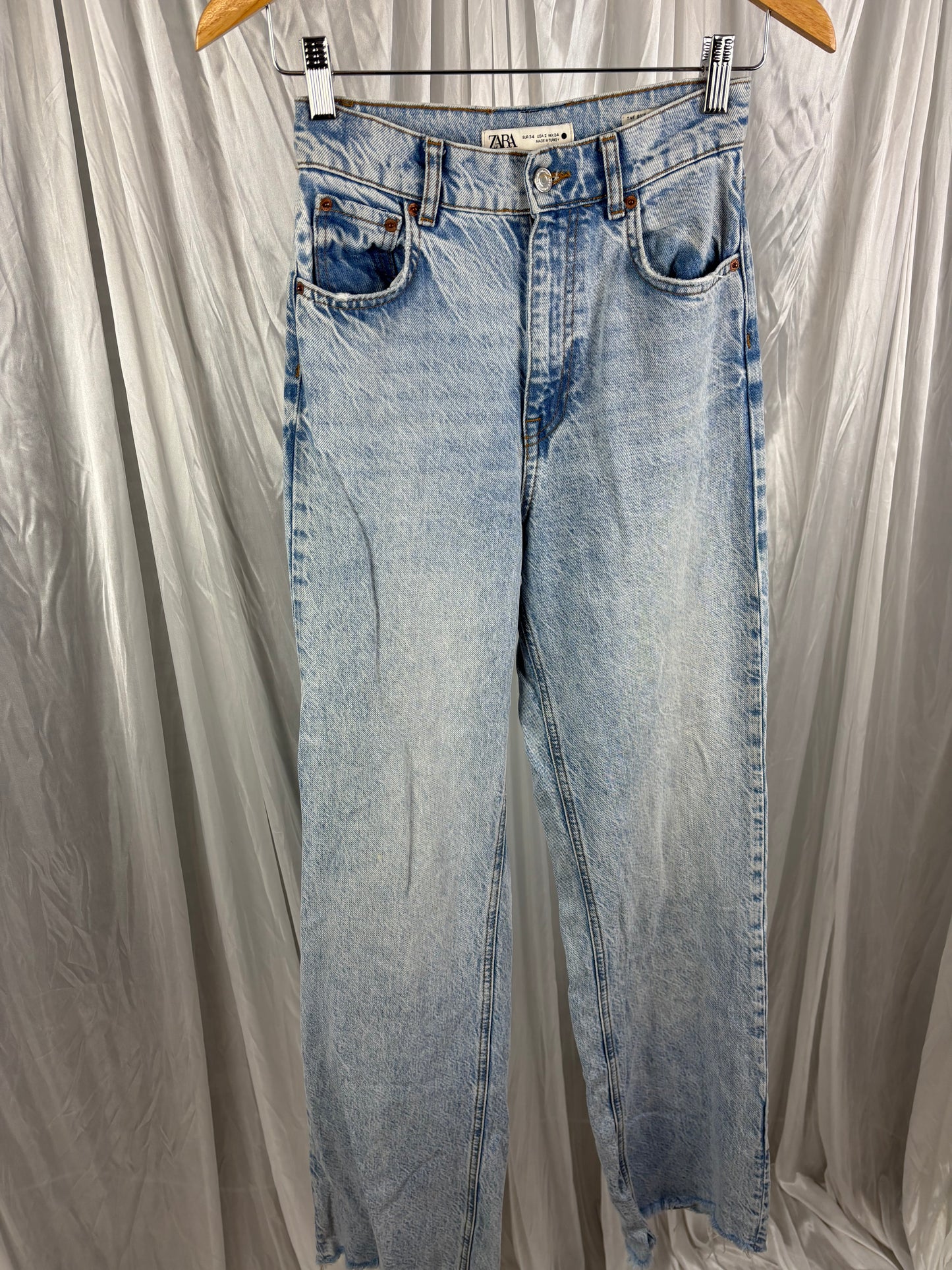Zara Light Blue Denim Jeans - 34