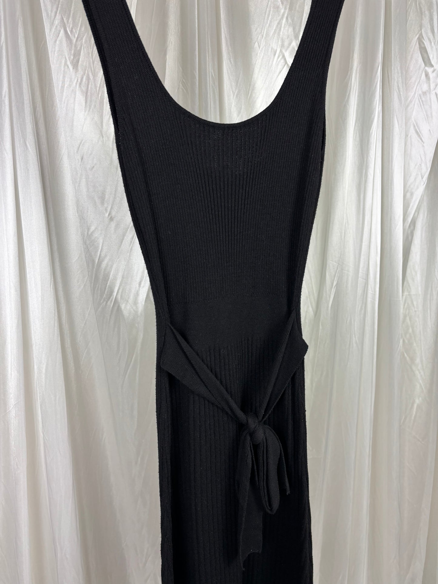 Whistle Black Midi Dress - M