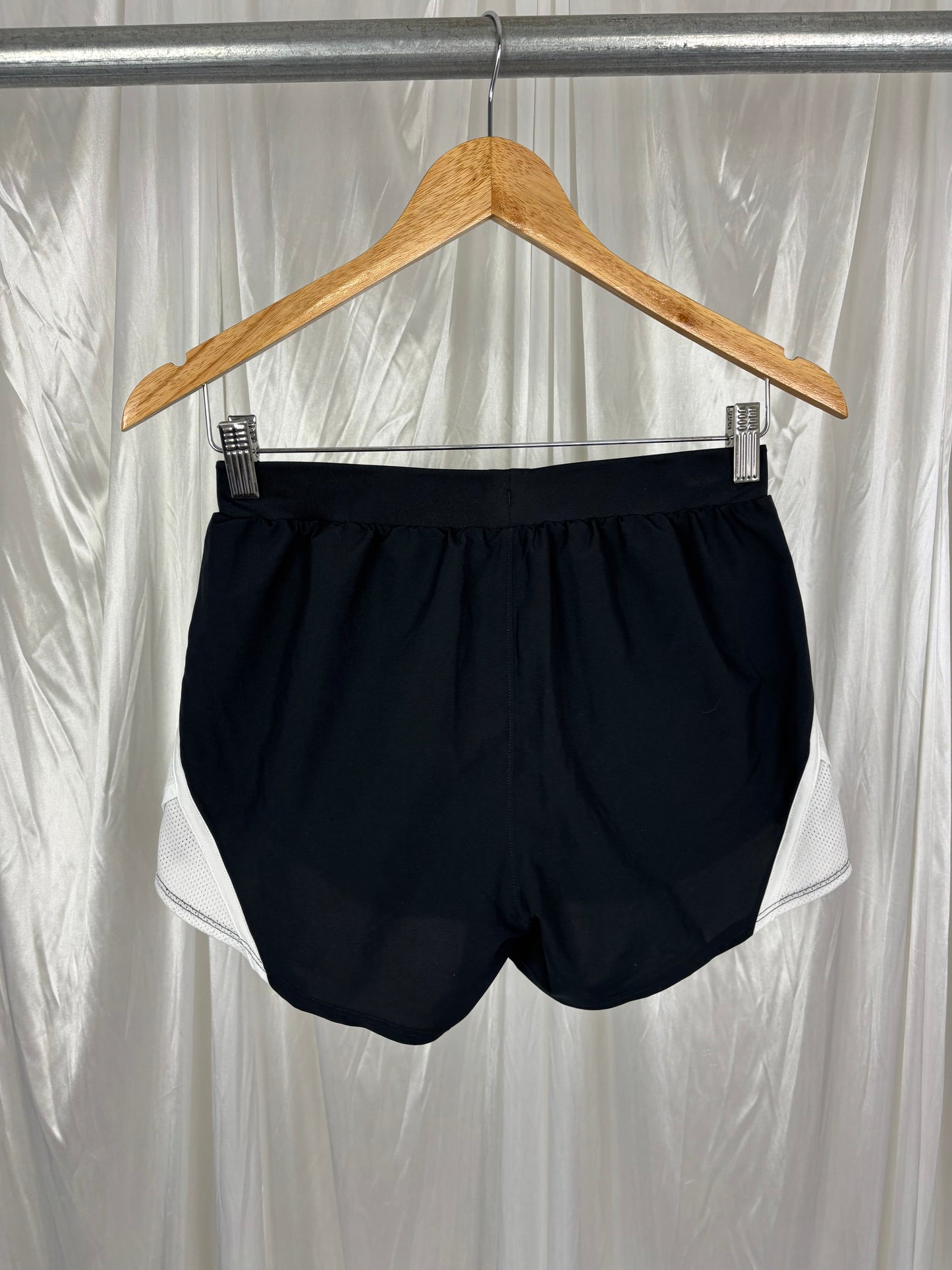 Under Armour Black Shorts - XS