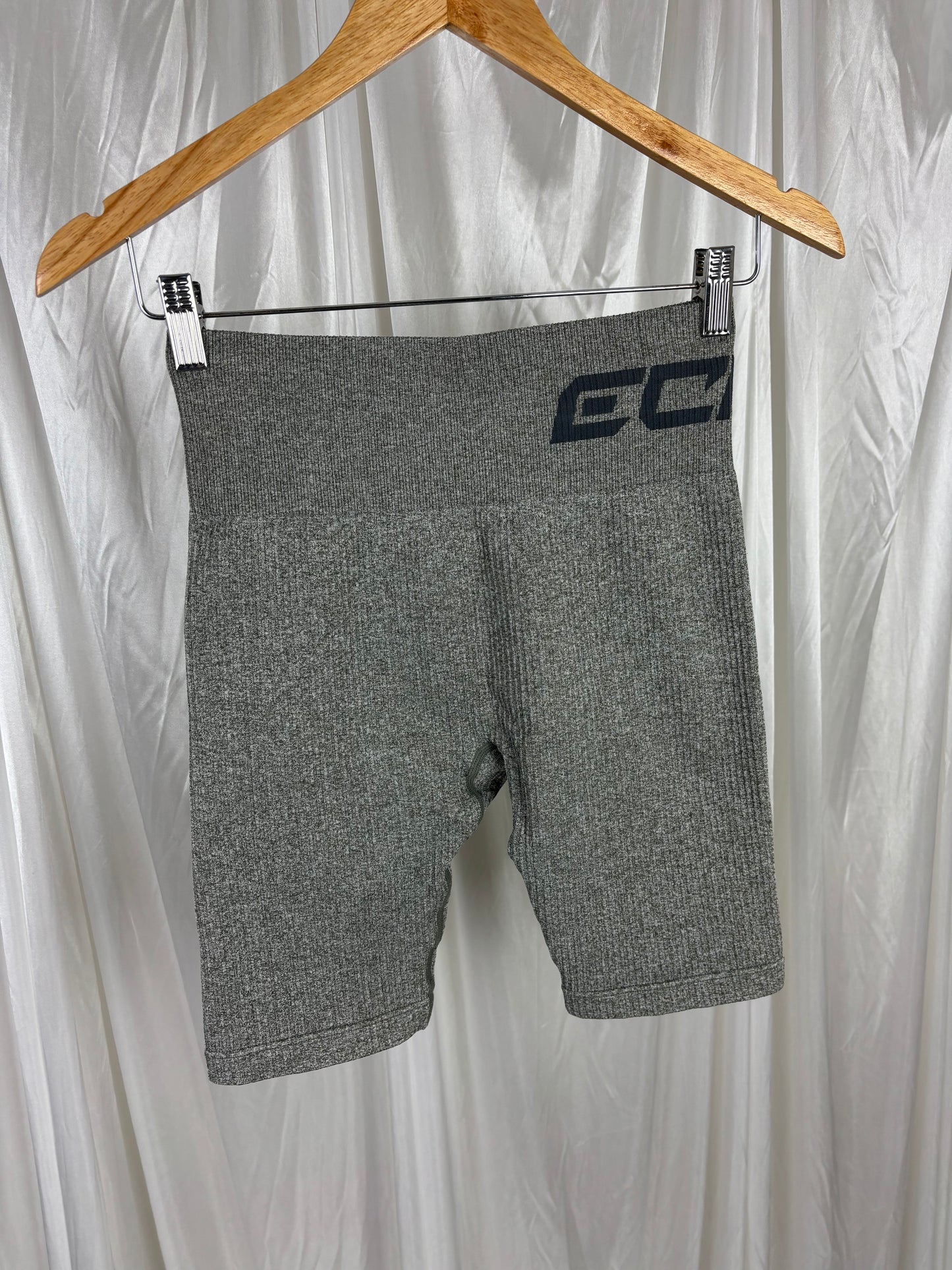 Echt Arise Comfort Ribbed Shorts - M