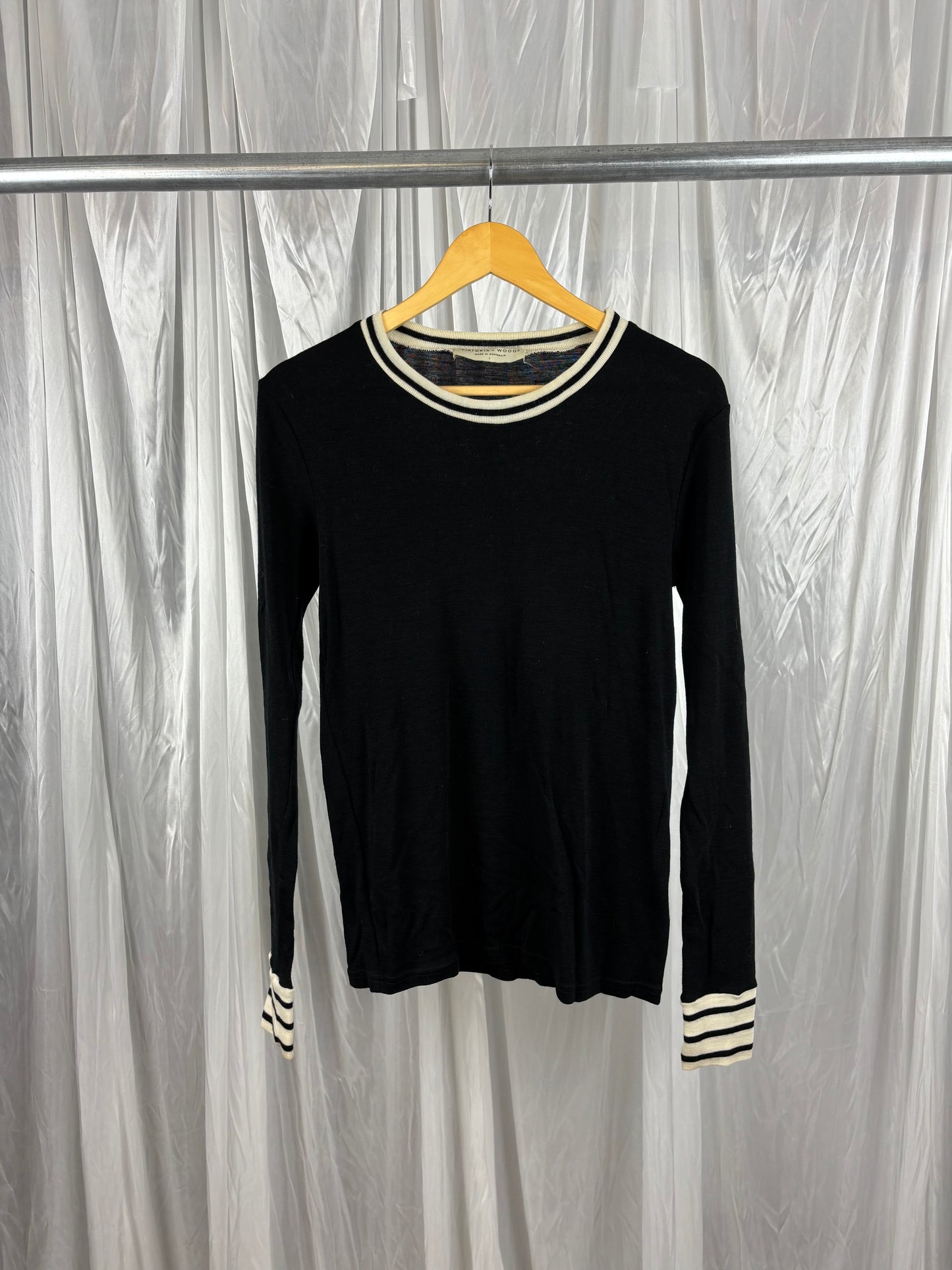 Victoria + Woods Top - 1